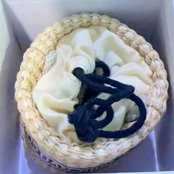 Dior raffia mini bucket bag rare crossbody - Picture 7 of 12